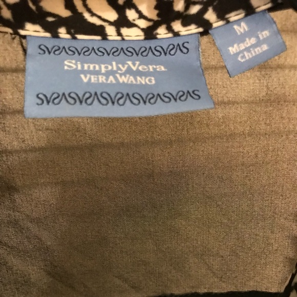 Sleeveless collared blouse - Picture 5 of 5